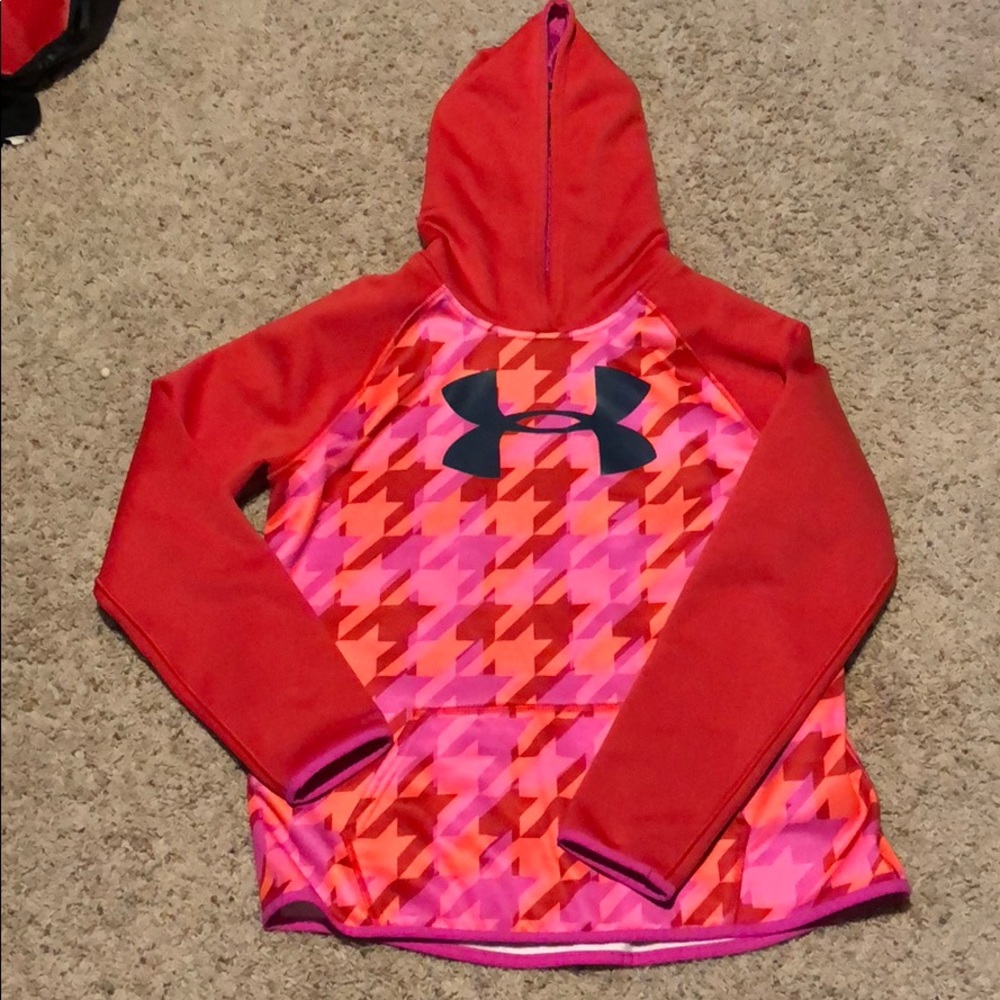 Under Armour sweatshirt